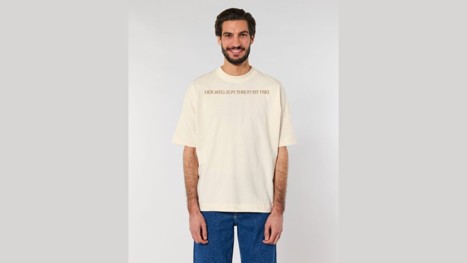 VOR DEM THRON – Bio-Baumwoll-Shirt von Sünkel Media & Merch